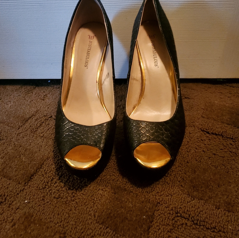 Black & Gold Dress Heels - Picture 3 of 8